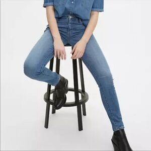 Levi’s 711 skinny jeans womens size 29